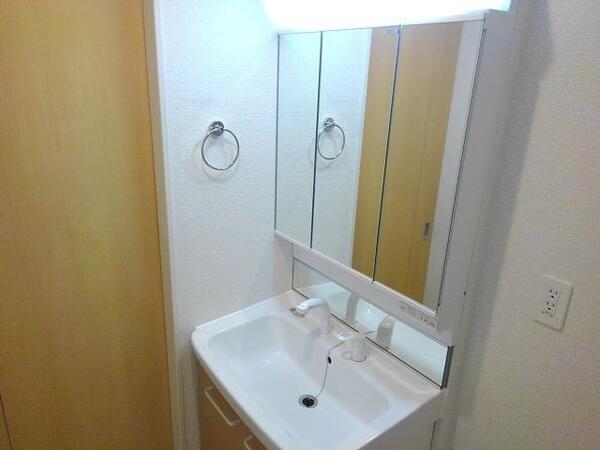 甲府市北口３丁目のアパート