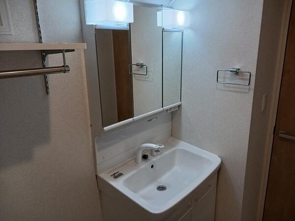 南アルプス市戸田のアパート