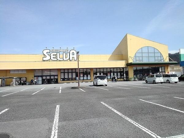 西八代郡市川三郷町市川大門のアパート