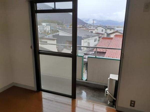 甲府市横根町のマンション