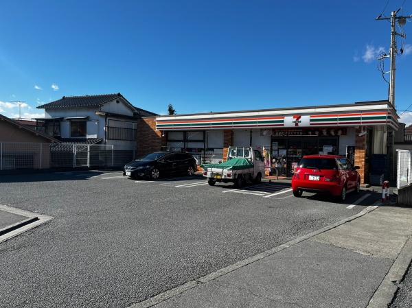 甲府市岩窪町のアパート(セブン-イレブン甲府美咲店)