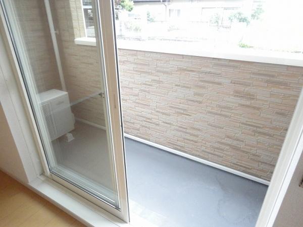 甲府市岩窪町のアパート