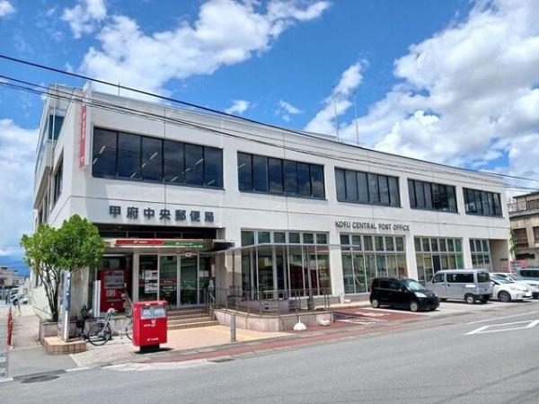 甲府市国母２丁目のアパート