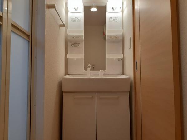 甲府市上石田３丁目のアパート