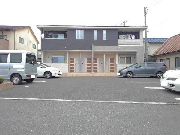 甲府市千塚３丁目のアパート