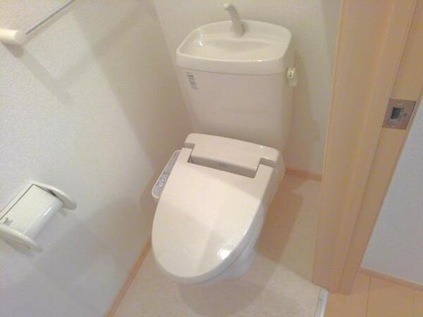甲府市千塚３丁目のアパート