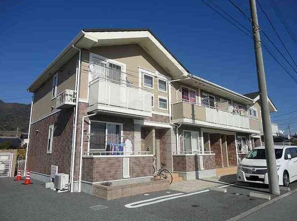 甲府市横根町のアパート