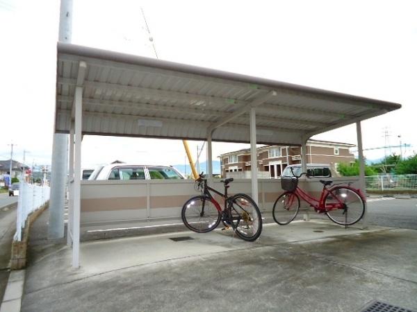 山梨市落合のアパート
