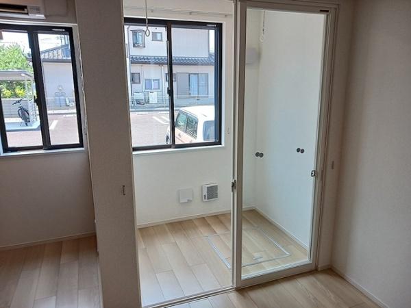 甲府市貢川２丁目のアパート