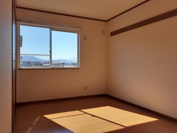 南アルプス市藤田のアパート