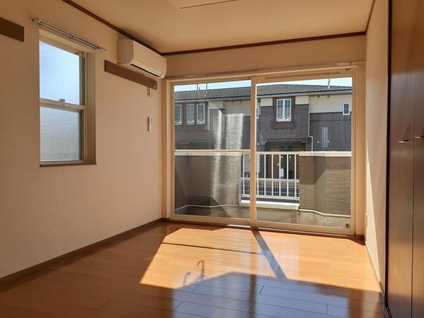 南アルプス市藤田のアパート
