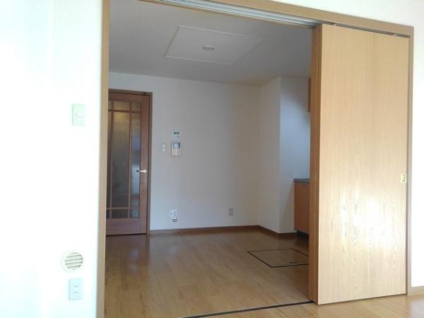 甲府市国母８丁目のアパート