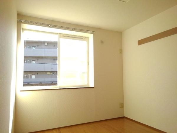 甲府市国母８丁目のアパート
