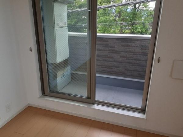 中巨摩郡昭和町清水新居のアパート