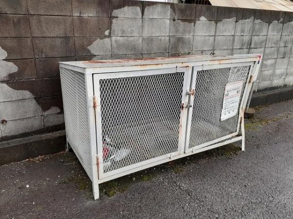 中央市西花輪のアパート