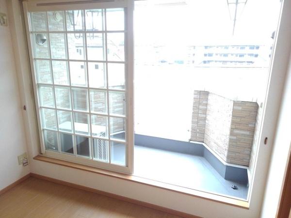 甲府市堀之内町のアパート