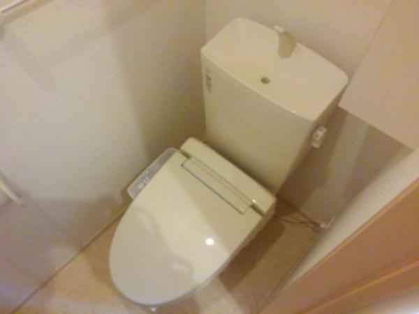 中巨摩郡昭和町西条のアパート