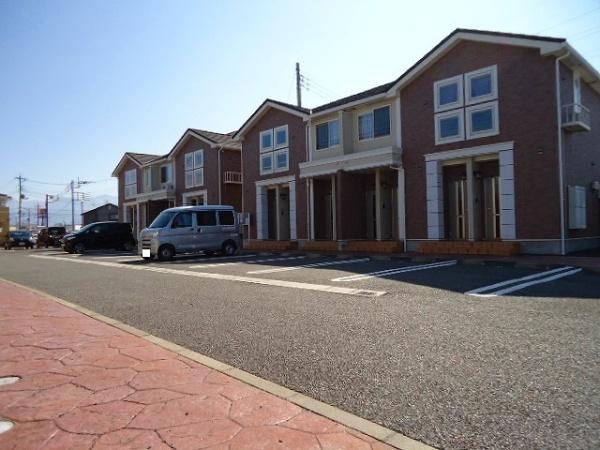 甲府市大里町のアパート