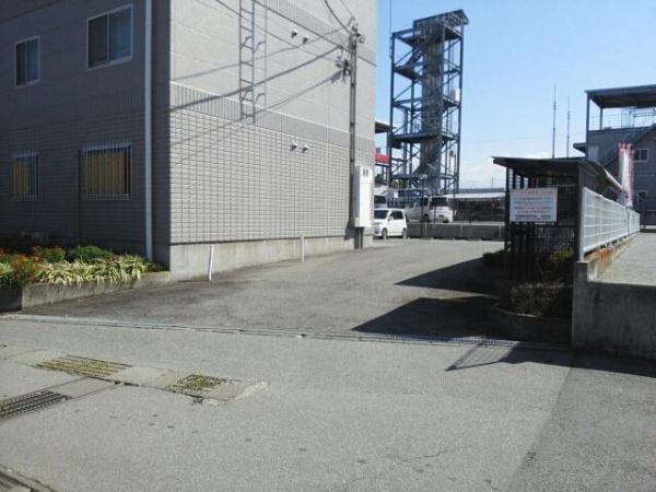 笛吹市石和町下平井のマンション