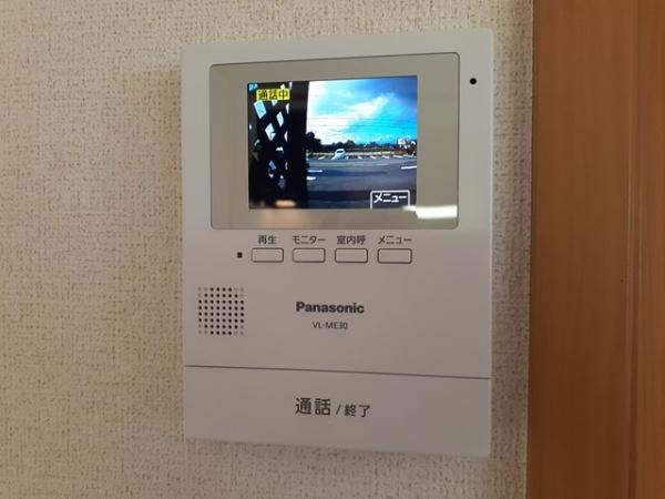 南アルプス市江原のアパート