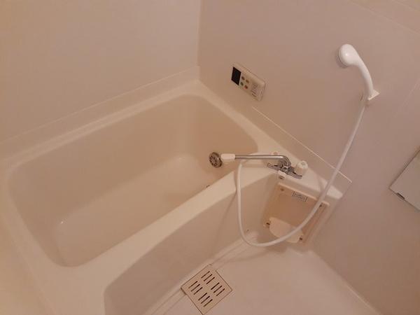 南アルプス市江原のアパート