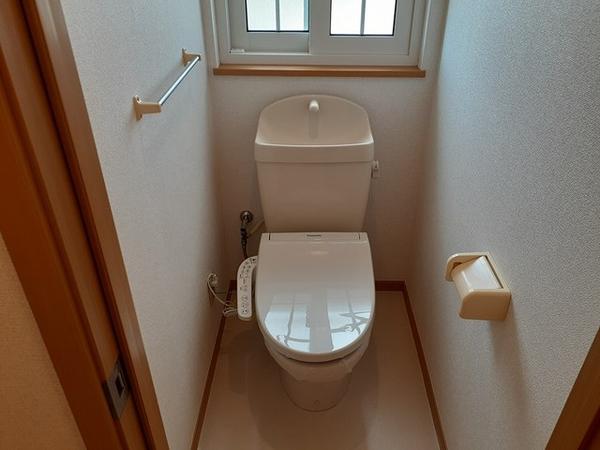 南アルプス市江原のアパート