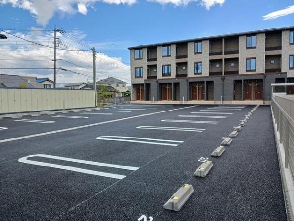 甲府市国母８丁目のアパート