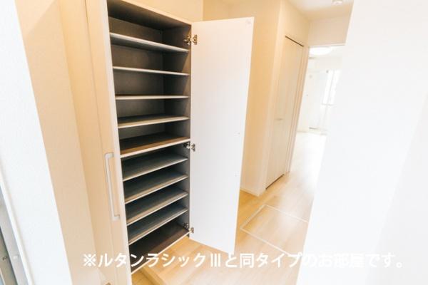 甲府市国母２丁目のアパート