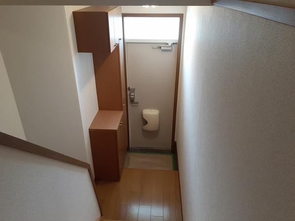 南アルプス市十日市場のアパート