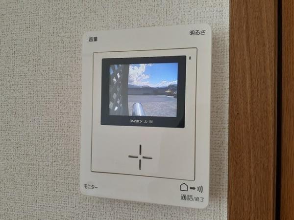 南アルプス市十日市場のアパート