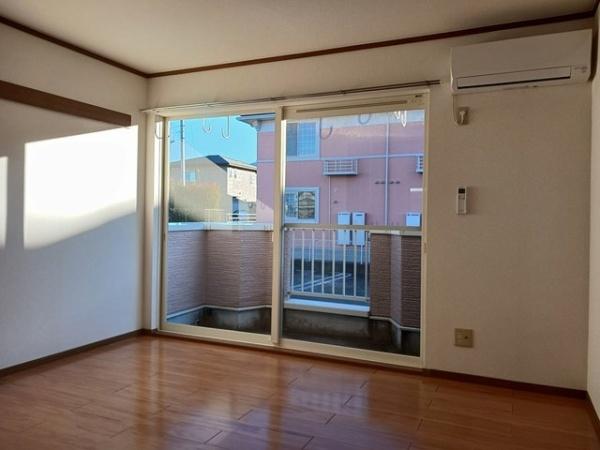 南アルプス市浅原のアパート