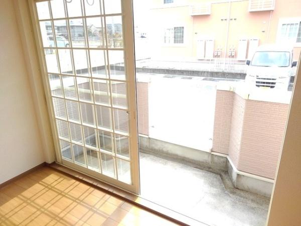 南アルプス市浅原のアパート
