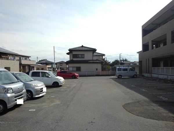 甲斐市富竹新田のマンション