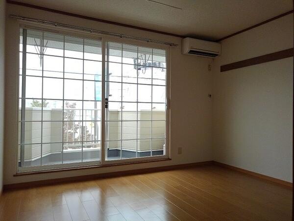 甲斐市西八幡のアパート