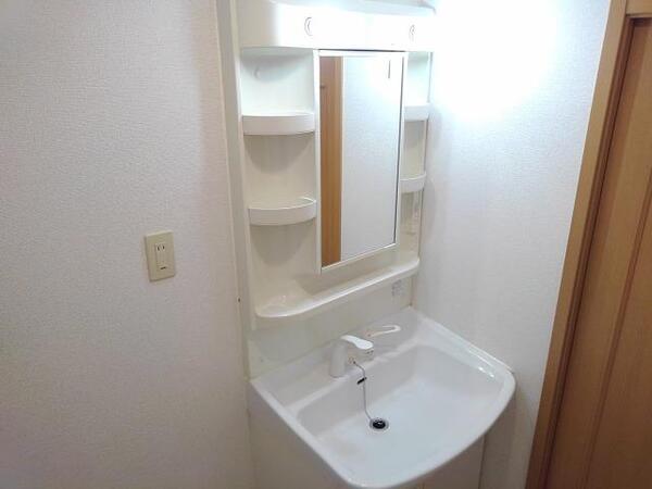 南アルプス市野牛島のマンション