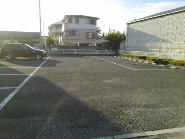 甲府市下小河原町のアパート
