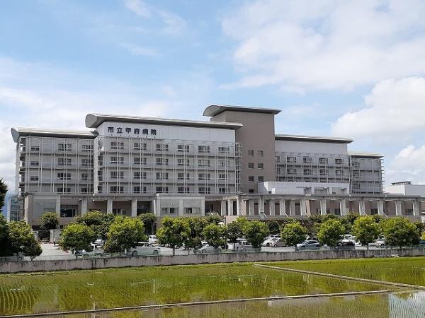 甲府市下小河原町のアパート