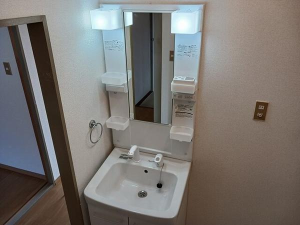 笛吹市石和町松本のアパート
