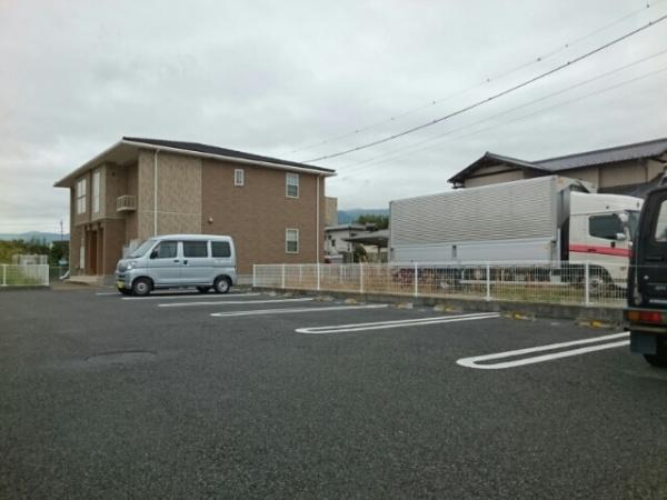 南巨摩郡富士川町長澤のアパート