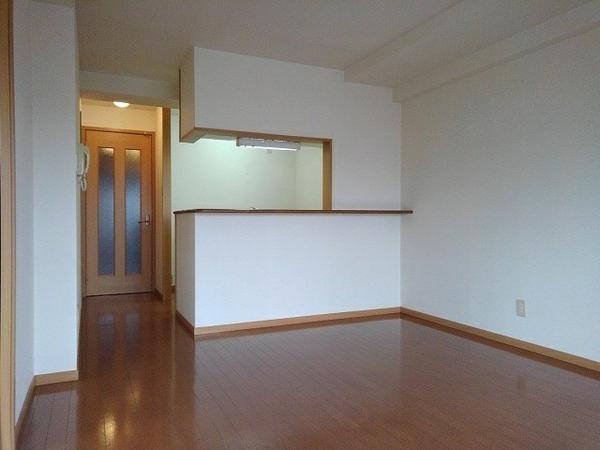 甲府市東光寺１丁目のマンション