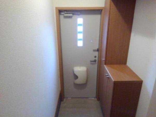 甲府市堀之内町のアパート