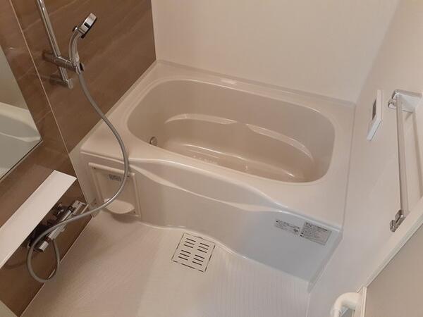 甲府市向町のアパート