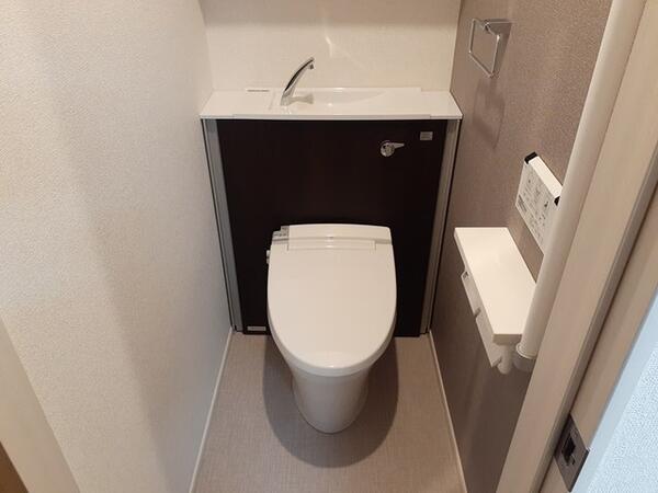 甲府市向町のアパート