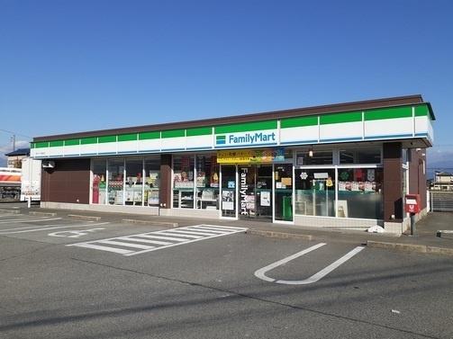 南アルプス市藤田のアパート