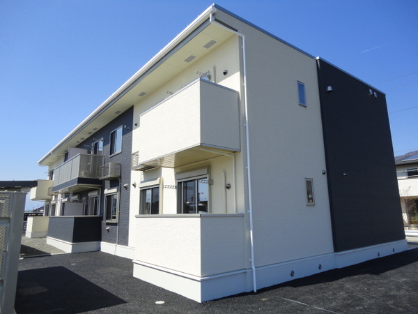 甲府市和戸町のアパート