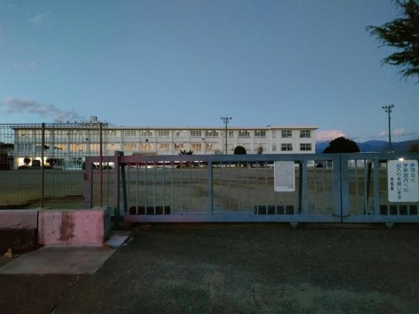 南アルプス市西野のアパート(南アルプス市立白根東小学校)