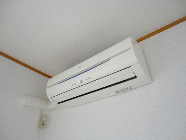 南アルプス市西野のアパート