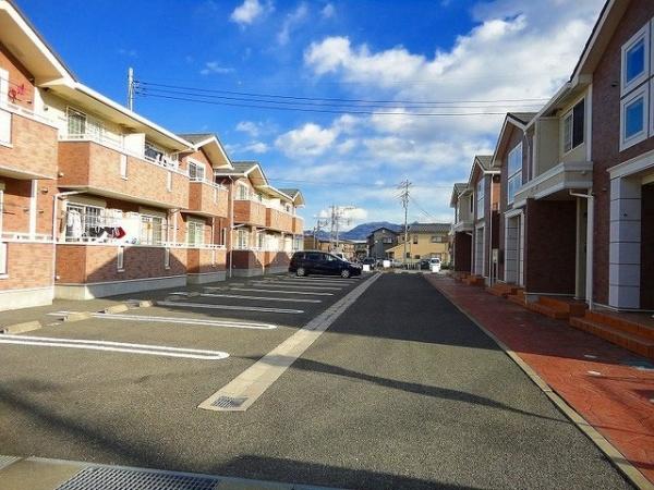 甲府市大里町のアパート