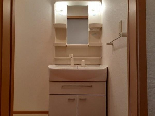 甲府市大里町のアパート