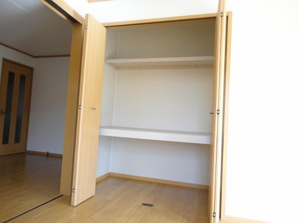 甲府市大津町のアパート